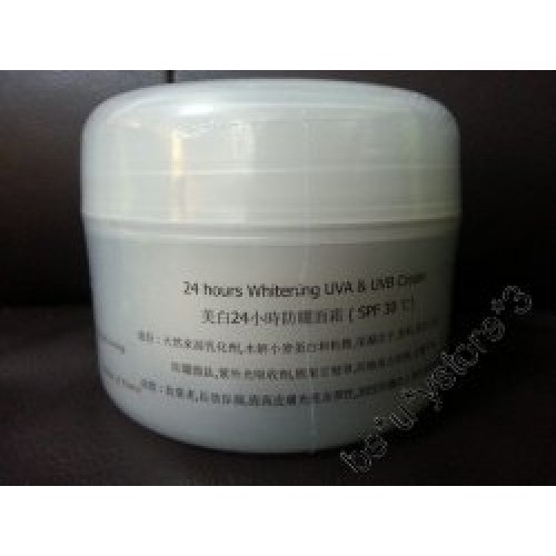 Becerly 美白24小時防晒面霜250ml Becerly 美白24小時防晒面霜250ml