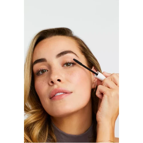 Jane Iredale 角蛋白羽睫纖長睫毛膏(黑色) Jane Iredale 角蛋白羽睫纖長睫毛膏(黑色)